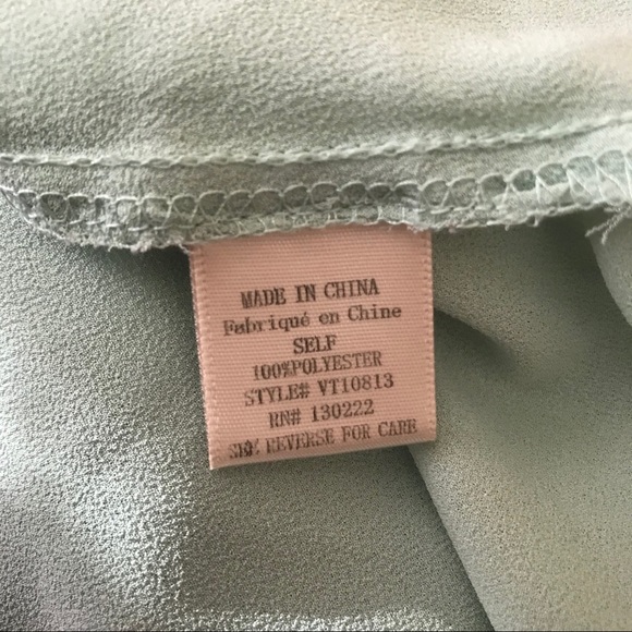 Very J High-Low Blouse with Front Pocket. - Picture 5 of 5